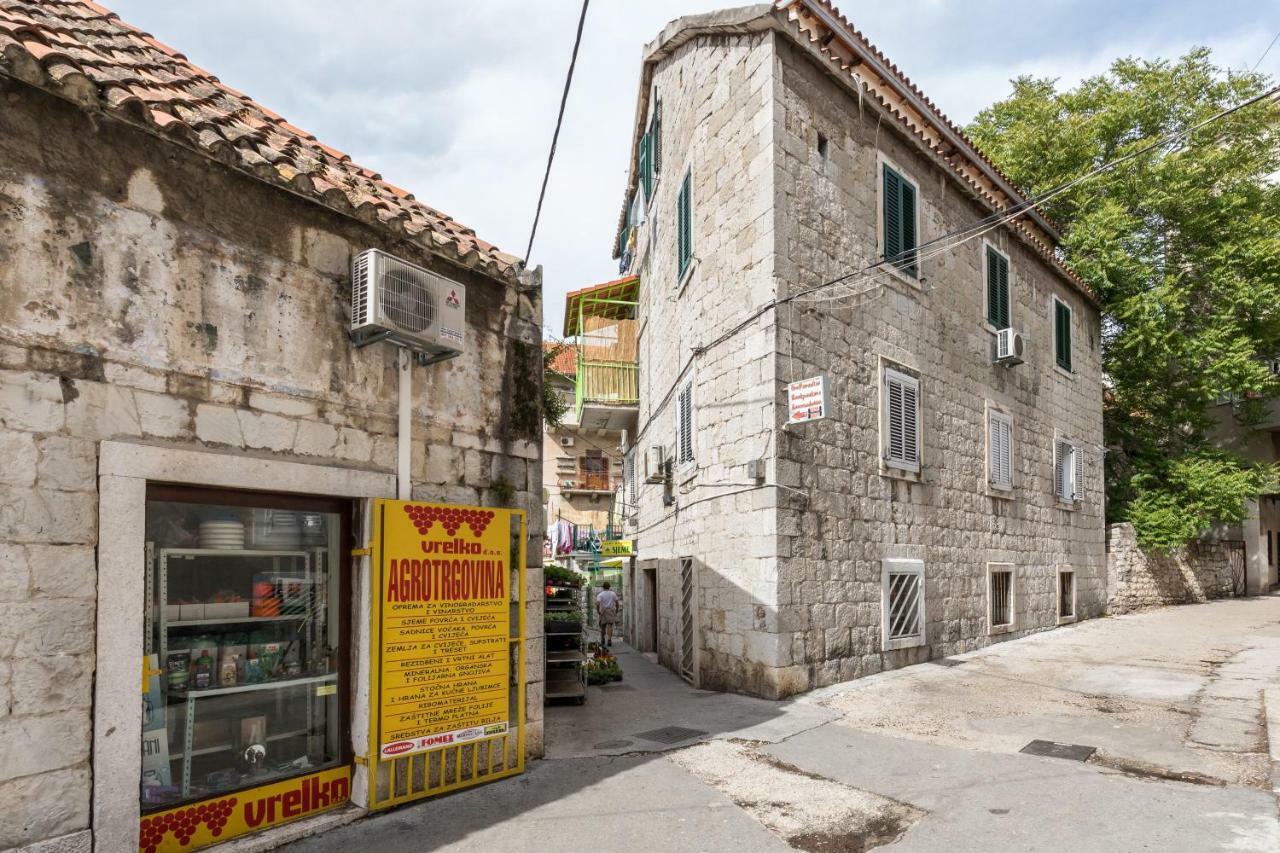 Studio Nana - By Golden Gate In Old Town Split Exteriör bild